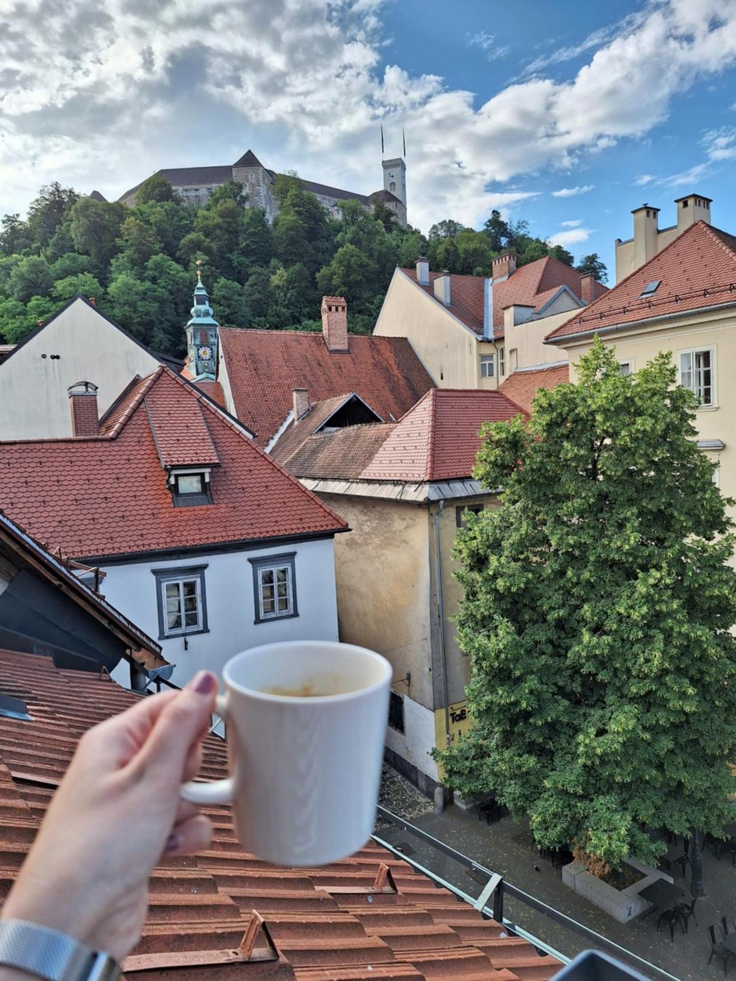Tromostovje Apartments Ljubljana Buitenkant foto