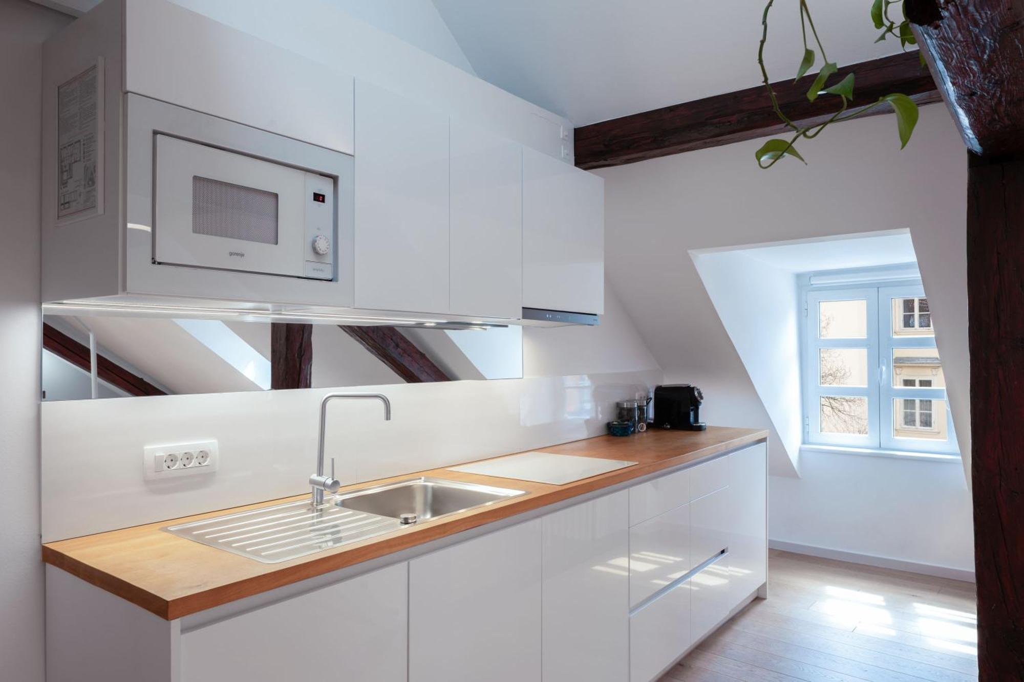 Tromostovje Apartments Ljubljana Buitenkant foto
