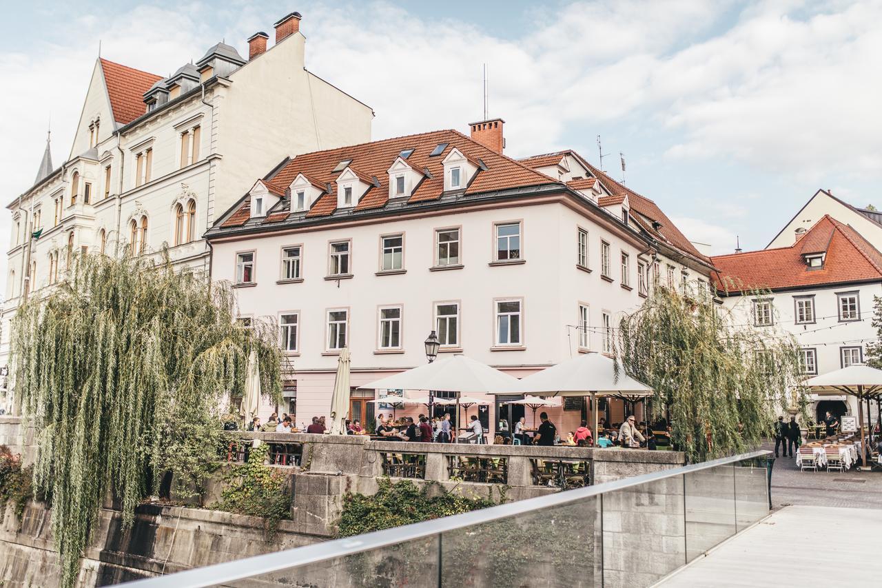 Tromostovje Apartments Ljubljana Buitenkant foto